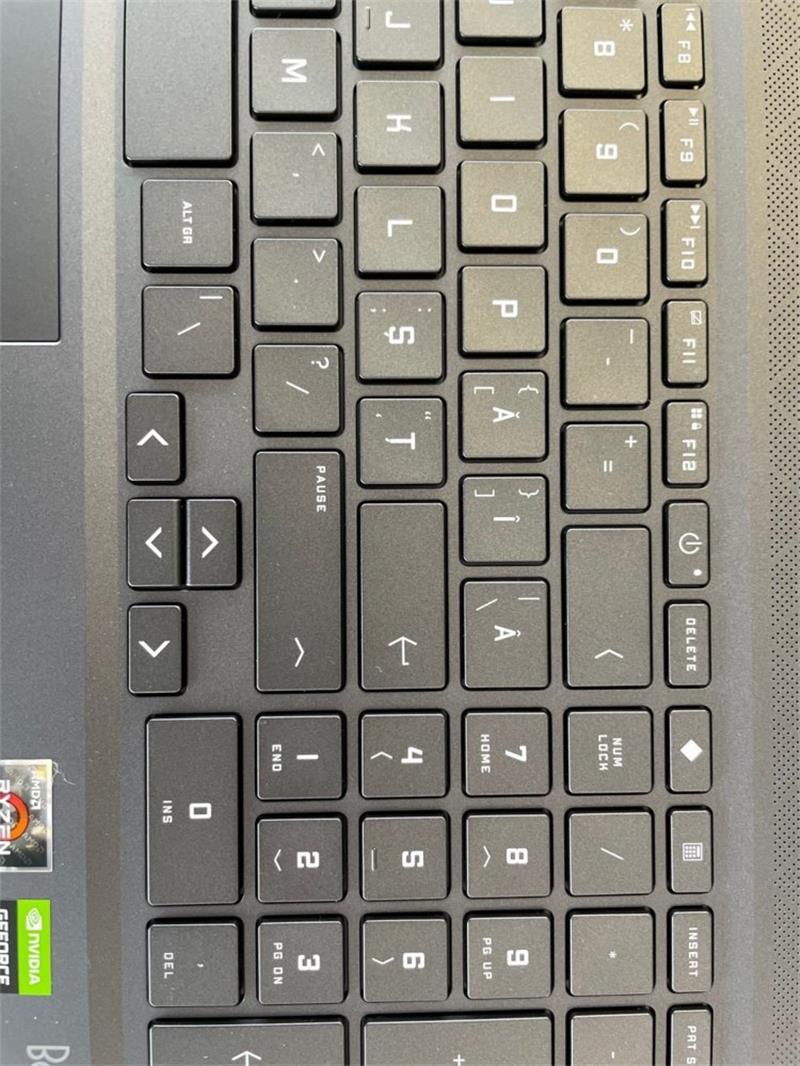 HP Victus 16.1 F-HD / Ryzen 5 6600H / 8GB / 512GB / RTX3050 / W11P