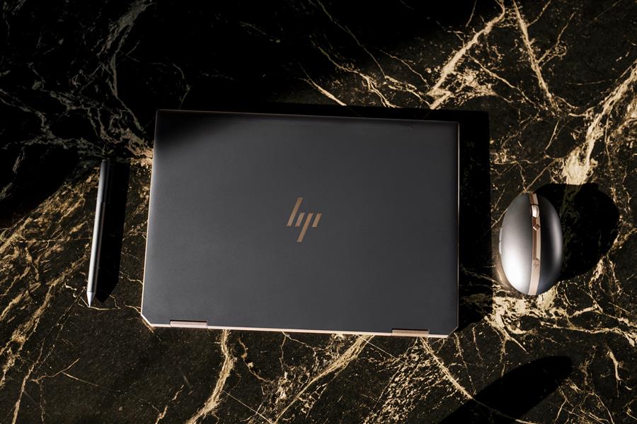 HP Spectre Rechargeable Mouse 700