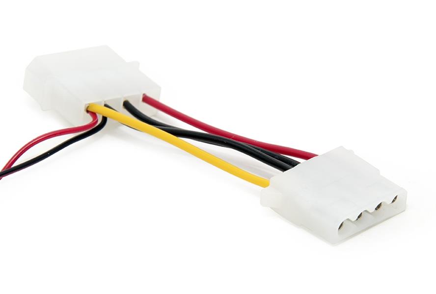 Ventilator voor PC-behuizing met een 4-pins power connector