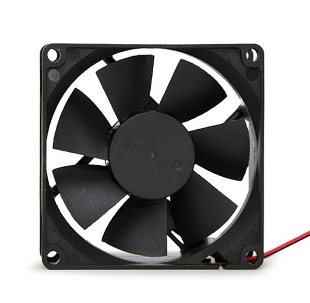 Ventilator voor PC-behuizing met een 4-pins power connector