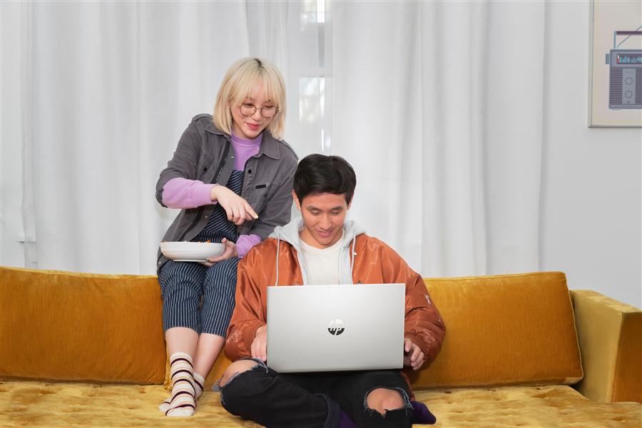 HP Pavilion Laptop 15-eh1825nd